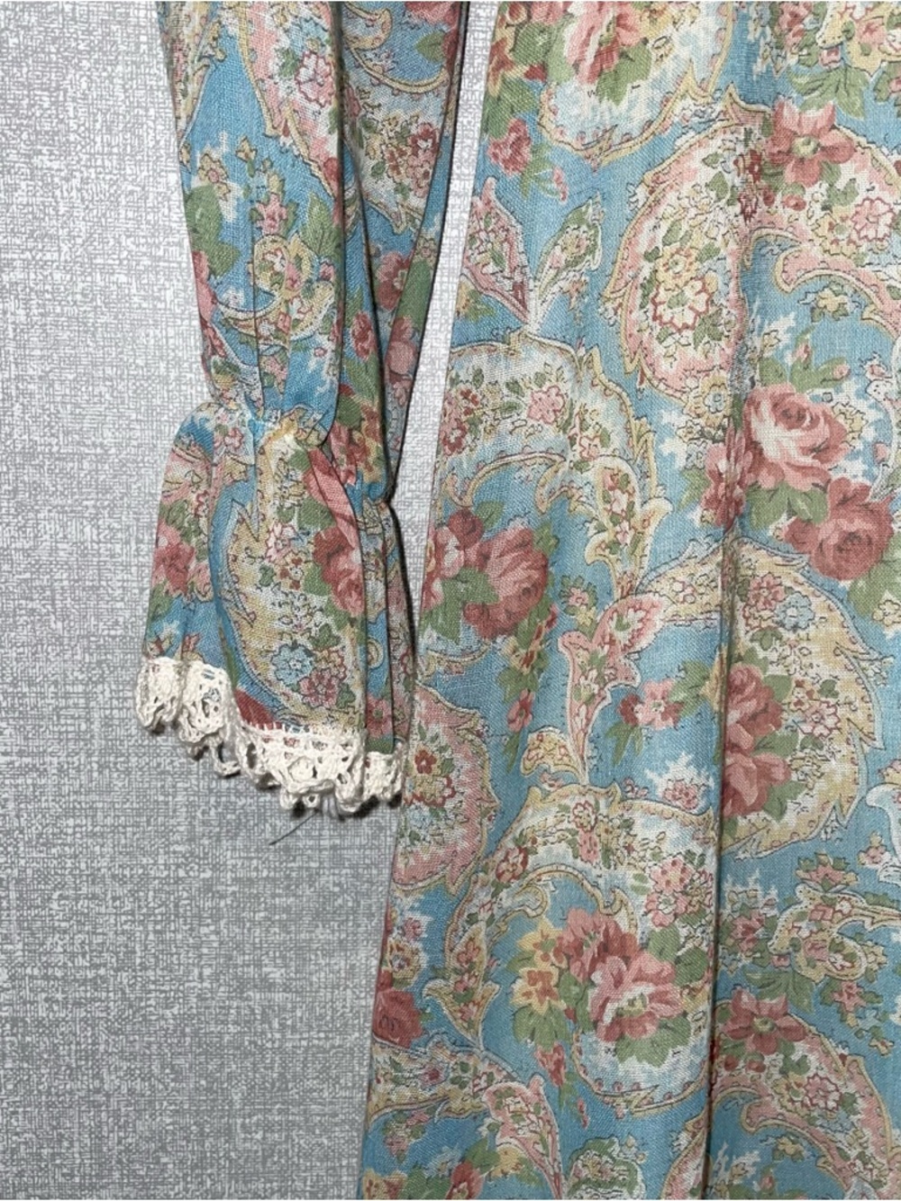 Vintage 1970s Gunne style Romantic Dress with Victorian Floral Print - Picture 9 of 15